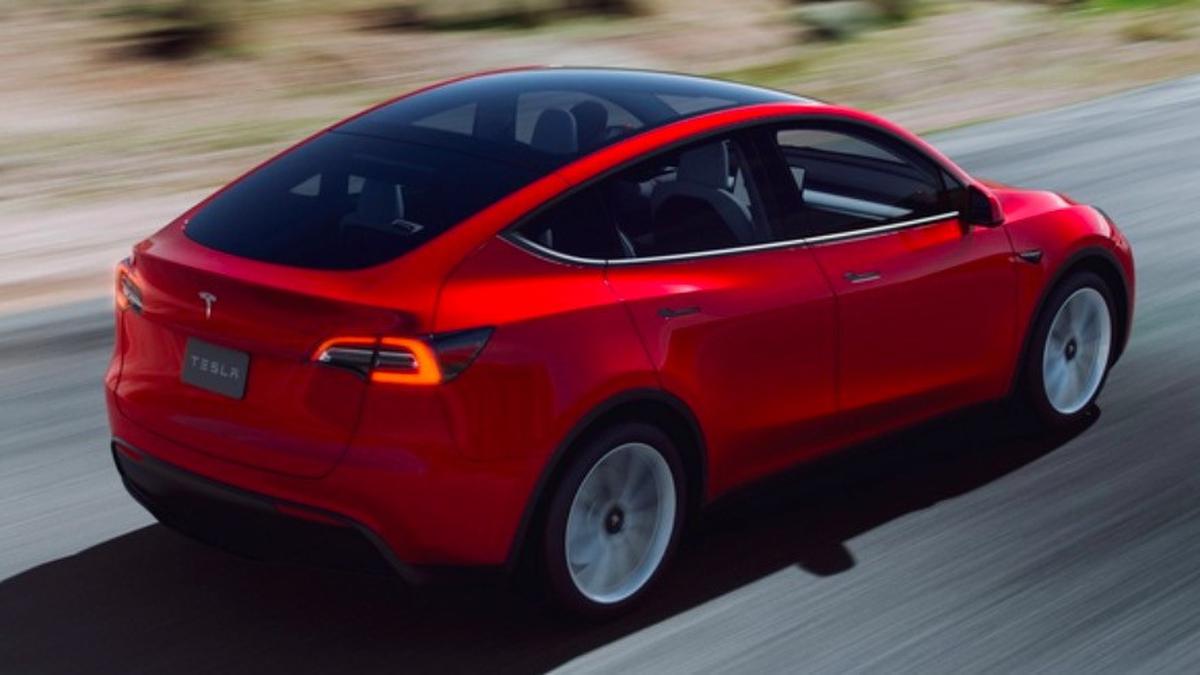 SUV Tesla Model Y Versi Murah Meluncur, Cuma Rp600 Jutaan Berita