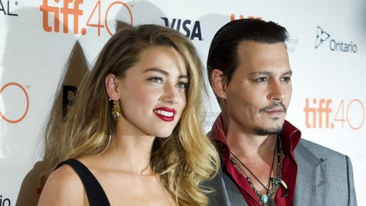 Johnny Depp pamer kemesraan bersama istrinya yang cantik