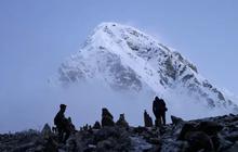 Pertolongan Pertama Atasi Hipotermia di Gunung, Wajib Diketahui Para Pendaki