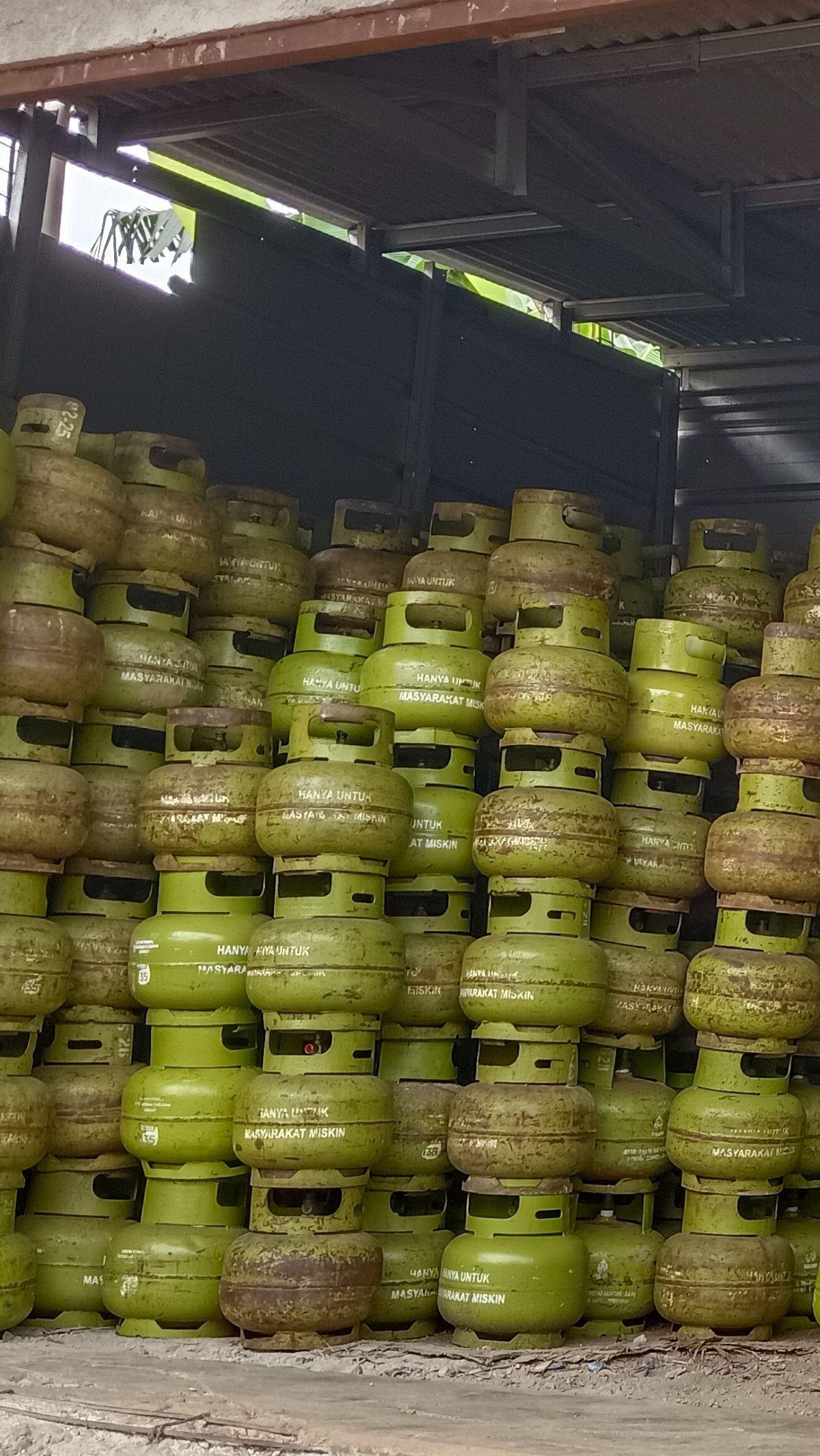 Satu NIK Boleh Beli Gas Melon Lebih dari 10 Tabung
