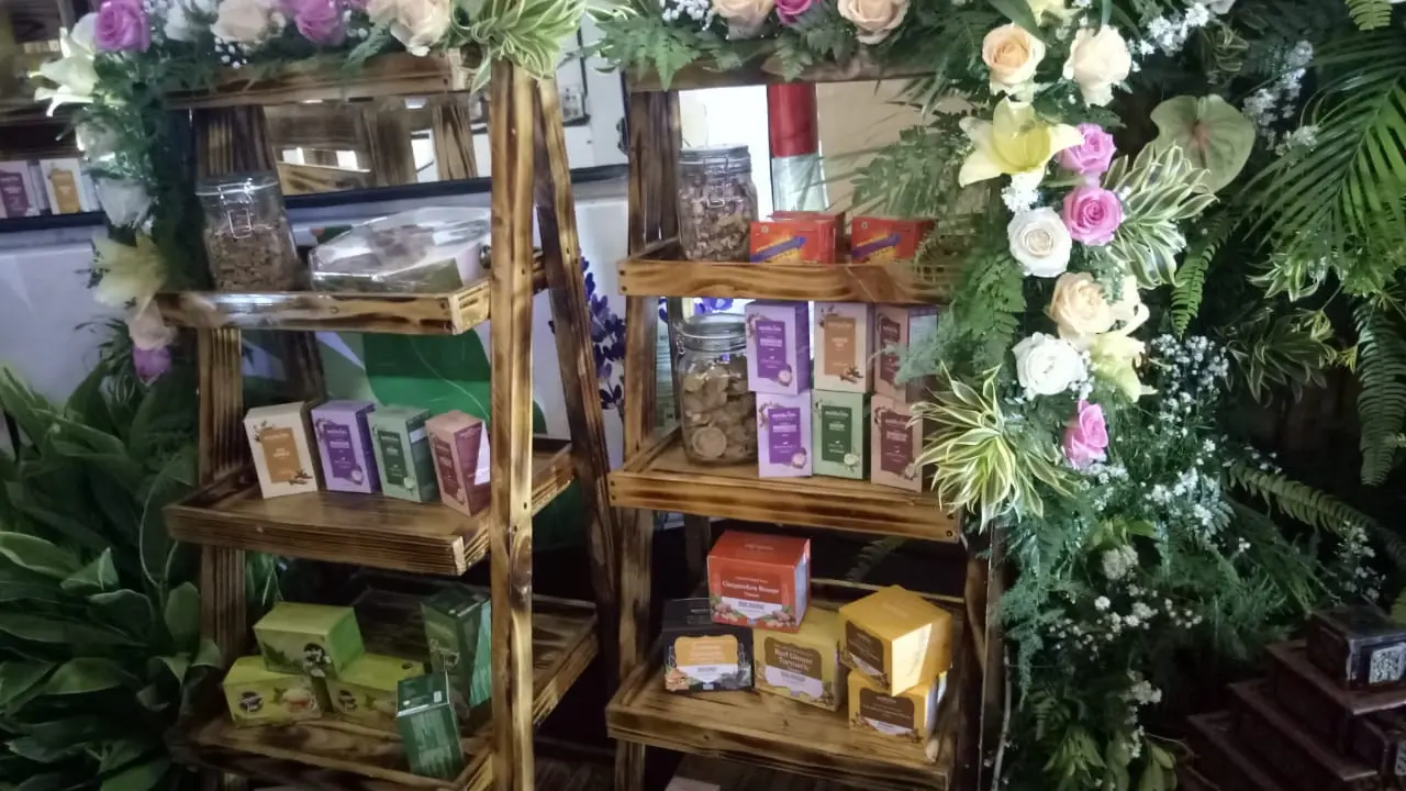 Jamu Mustika Ratu.