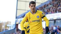 Ekspresi striker Chelsea Alvaro Morata usai merobek gawang Burnley pada laga Liga Inggris di Turf Moor, Minggu (29/10/2018). (AFP/Lindsey Parnaby)