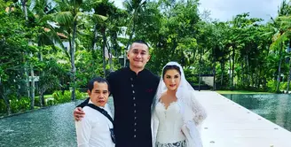Pernikahan Miller Khan dan Farina Rebecca (Instagram/dorasetiawan)