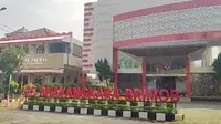 RS Bhayangkara Brimob Depok, menjadi salah satu rumah sakit yang menangani pasien kecelakaan bus di Subang. (Liputan6.com/Dicky Agung Prihanto)