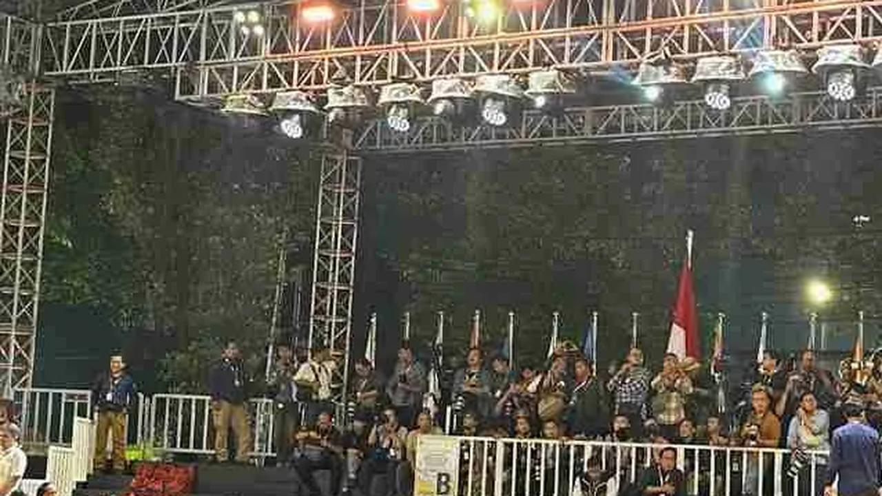 VIDEO: Bertemu Megawati di KPU, Prabowo Hormat, Gibran Salim, Kaesang Sungkem