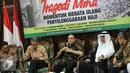 Narasumber Alwi Shihab (tengah) memberikan keterangan saat diskusi Tragedi Mina di Jakarta, Kamis (1/10/2015). Diskusi membahas situasi jamaah haji Indonesia paska tragedi Mina. (Liputan6.com/Faizal Fanani)