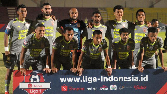 Skuat Borneo FC saat melawan Kalteng Putra di Stadion Sultan Agung, Bantul (3/7/2019). (Bola.com/Vincentius Atmaja)