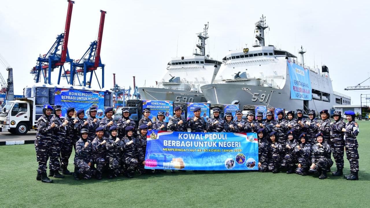 Gunakan KRI Surabaya-591, Kowal Kirim Bantuan buat Korban Banjir Sumatra