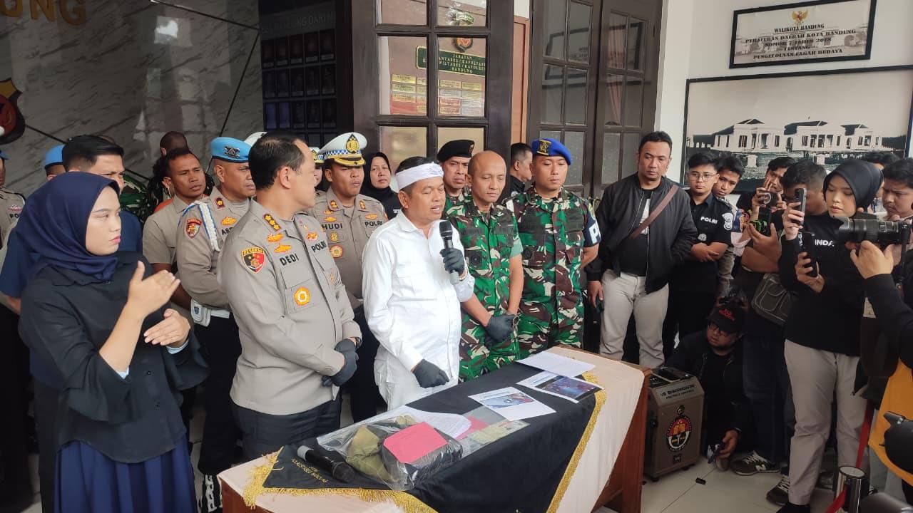 Polisi rilis kasus tabrak lari anggota Polrestabes Bandung. (merdeka.com/Azzura Galexia).