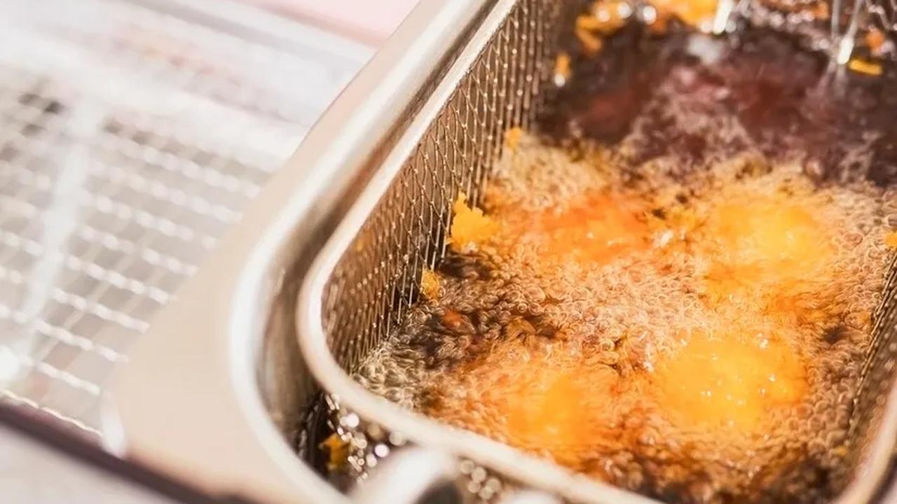 10. Makanan Digoreng: Kandungan Minyak Tinggi
