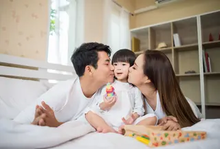 Sahabat Fimela, yuk, simak beberapa kesalahan pola asuh kecil yang berdampak besar pada anak. [Dok/freepik.com/jcomp]