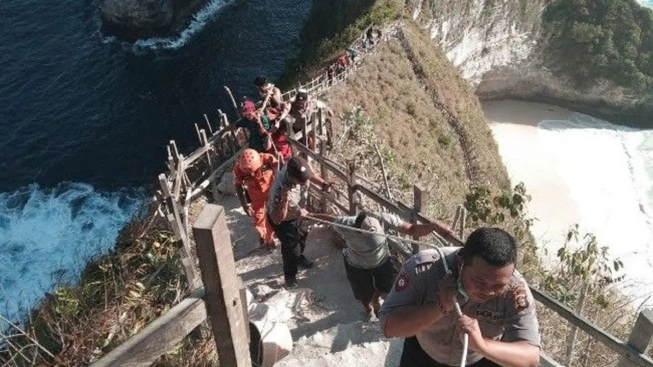 Turis Vietnam Tewas