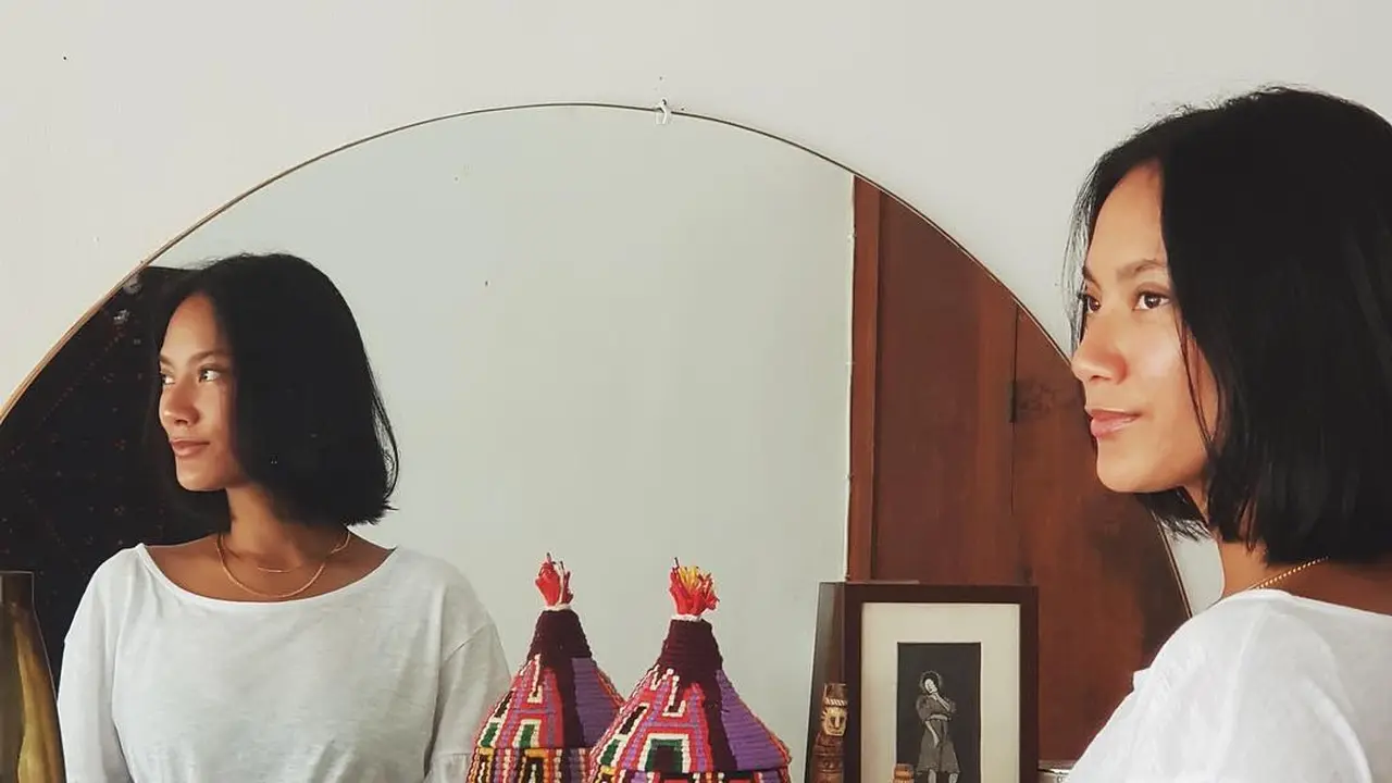 [Bintang] Wajah Ayu Mempesona, Cantiknya Tara Basro dan 4 Seleb Muda Berkulit Sawo Matang