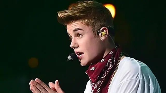 Justin Bieber Gagal Nyanyikan Lagu Metallica