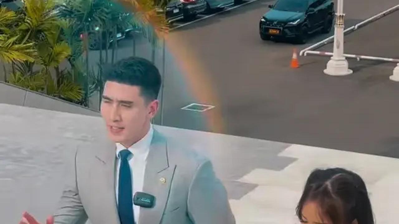 7 Potret Verrell Bramasta Ajak Fuji ke Kantor DPR, Diakhiri Badminton Bareng
