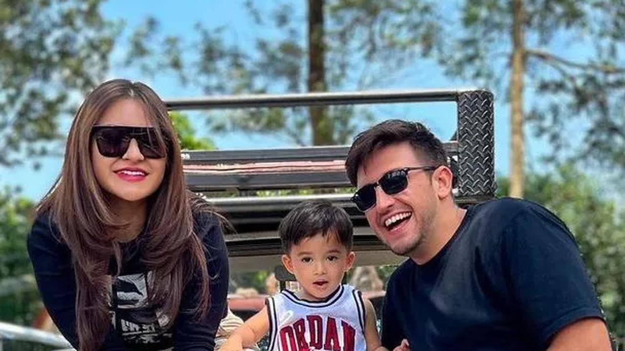 Baru Saja Dilamar Pacarnya, Ini Potret Kebersamaan Nathalie Holscher bersama Sang Pacar dan Anaknya