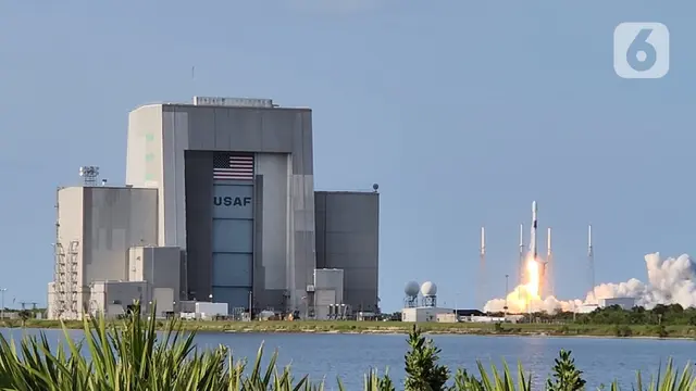 Satelit SATRIA-1