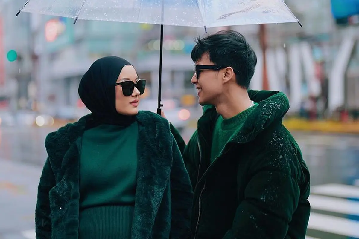 Dinda Hauw dan Rey Mbayang (Foto: Instagram/rey_mbayang)