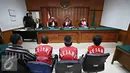 Suasana sidang vonis kasus narkotika sabu 6,3 kg di PN Jakarta Barat, Rabu (11/5). Sidang ditunda hingga minggu depan akibat hakim ketua yang memimpin sidang berhalangan hadir. (Liputan6.com/Immanuel Antonius)