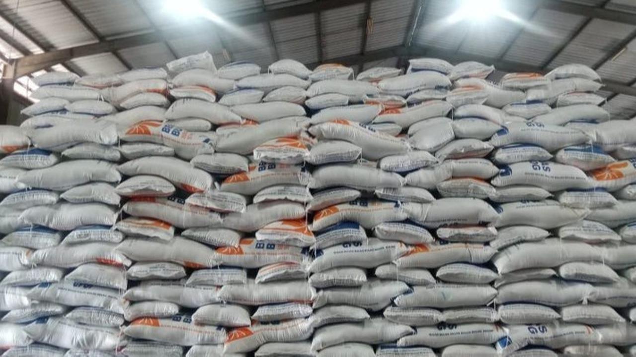 Simpan 1,9 Juta Ton Beras, Bulog Jamin Stok Aman Hingga Akhir Ramadan