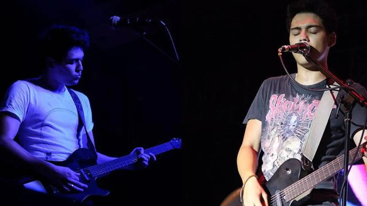 Tampil Keren, Ini 7 Potret Maxime Bouttier saat Jadi Anak Band