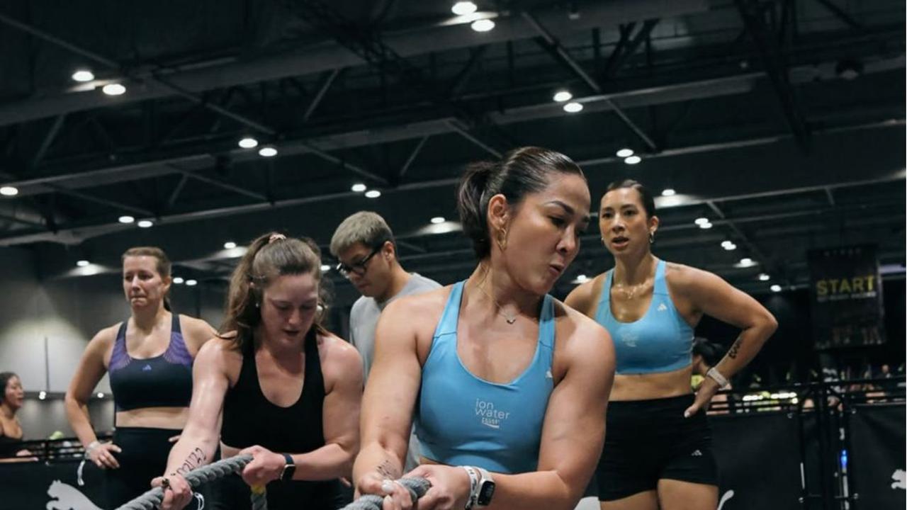 6 Potret Outfit Gym Andrea Dian, Kombinasi Stylish dan Comfort