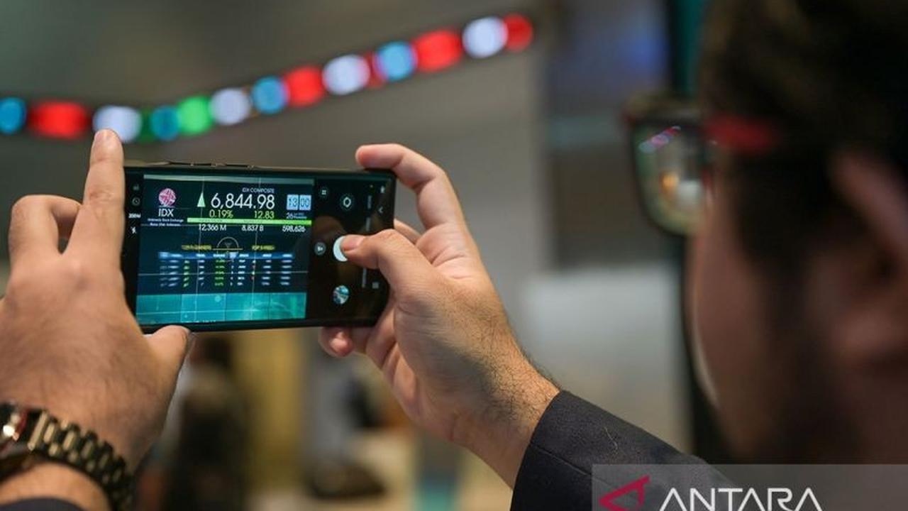 IHSG Jumat Dibuka Melemah 25,34 Poin, Pasar Saham Cenderung Cautious