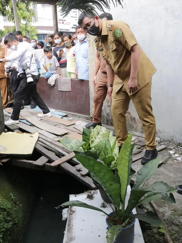 Tanggap Atasi Banjir, Bobby Nasution Segera Normalisasi 60 Km Drainase