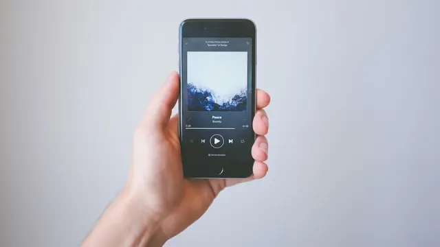 Dengarkan Musik yang Menggugah Semangat