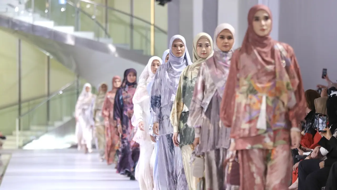 Koleksi Busana Ramadan yang Feminin Elegan dengan Suasana Bak Surga dari L by Laudya Cynthia Bella