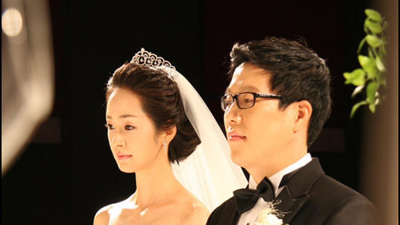 Myung Se-bin dan Kang Ho-sung