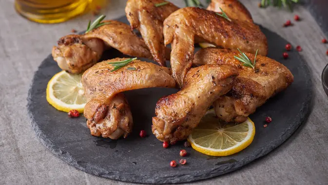 Rahasia 9 Bumbu: Ayam Goreng Favorit Keluarga Tercipta!