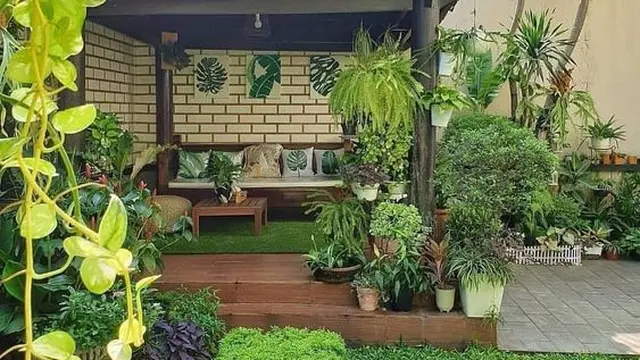 Teras Sempit dengan Gazebo