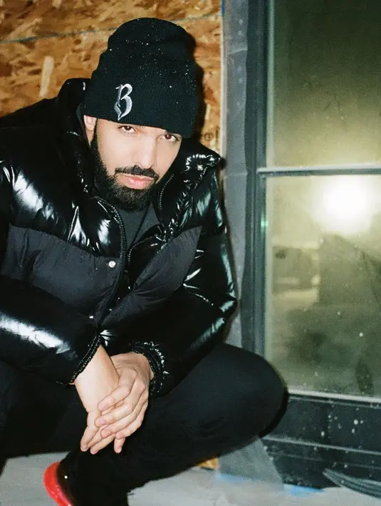 Drake Curhat tentang Jennifer Lopez di Lagu Baru - Photo Fimela.com