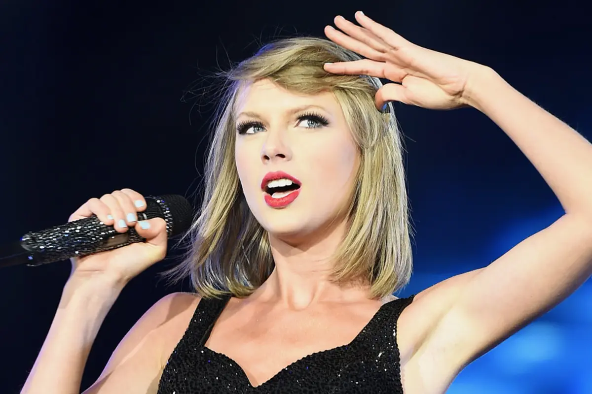 [Bintang] Taylor Swift