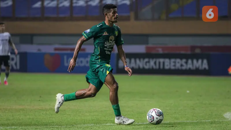 BRI Liga 1 2021: Persebaya Surabaya vs Persikabo 1973