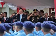 VIDEO: Gagah Momen AHY Dihormati Jenderal TNI-Polri Defile Dadakan di Taruna Nusantara