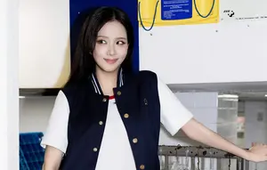 Jisoo BLACKPINK Bakal Jadi Karyawan Paruh Waktu The Village Barber 2