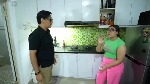 Potret Ruang Tamu Rumah Boiyen (YouTube/Taulany TV)