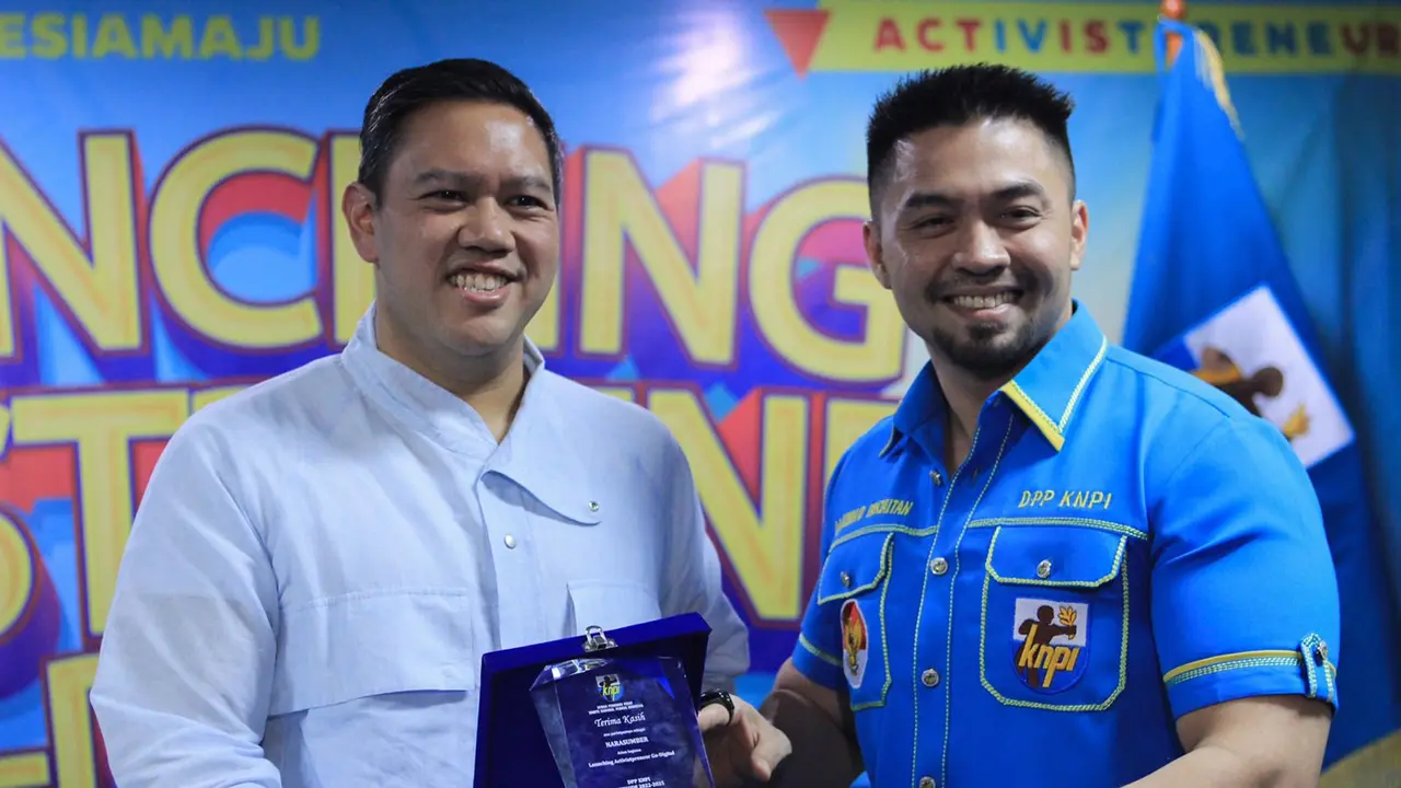 Anggota DPR RI Dave Laksono dan Ketua Umum DPP KNPI M Ryano Panjaitan (Istimewa)