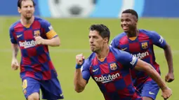 Striker asal Uruguay ini merupakan salah satu andalan Barcelona sejak dibeli dari Liverpool pada 2014. Selama berseragam Barca, Suarez telah mencetak 198 gol serta mempersembahkan empat titel Liga Spanyol dan satu trofi Liga Champions ke Camp Nou. (AP/Lalo Villar)