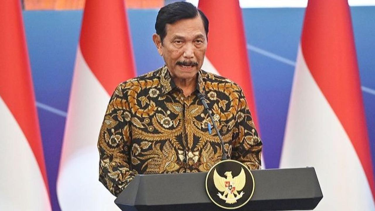 Info Terbaru dari Luhut: Proyek Kereta Cepat Jakarta-Surabaya Berlanjut