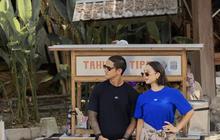Potret Jennifer & Irfan Bachdim Tampil Etnik Jalani Pemotretan di Pinggir Jalan, Gerobak Jadi Properti