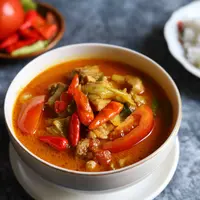 Ilustrasi tongseng ayam./Copyright shutterstock.com/g/E+Dewi+Ambarwati