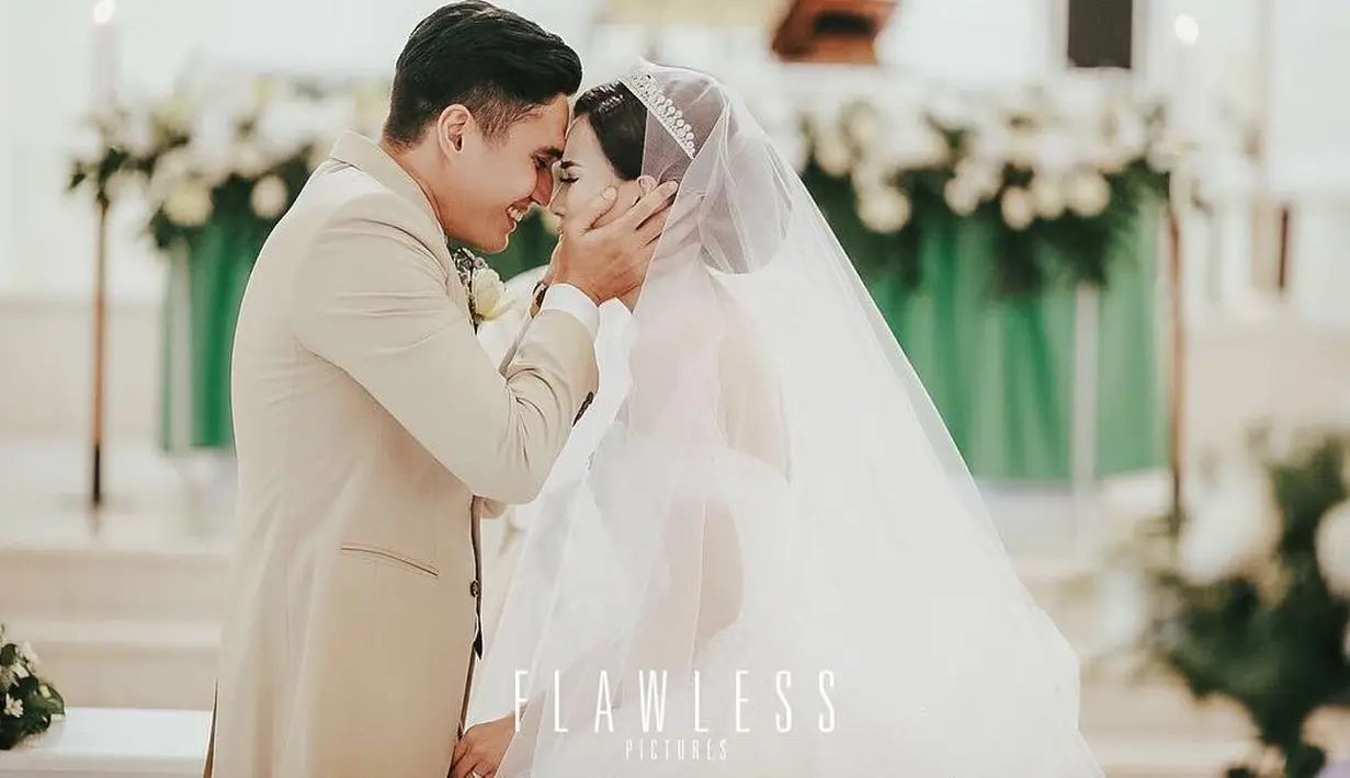 Ditemui di kawasan Jatinegara, Jakarta Timur, Sabtu (14/4/2018), Marcel menanggapi soal momongan. Diakuinya bahwa sampai saat ini belum menjalankan program kehamilan bersama sang istri. (Instagram/marcelchandra)