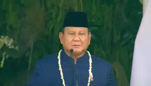 Pimpin Upacara HUT ke-81 RI, Prabowo Ajak Doakan Warga Terdampak Bencana