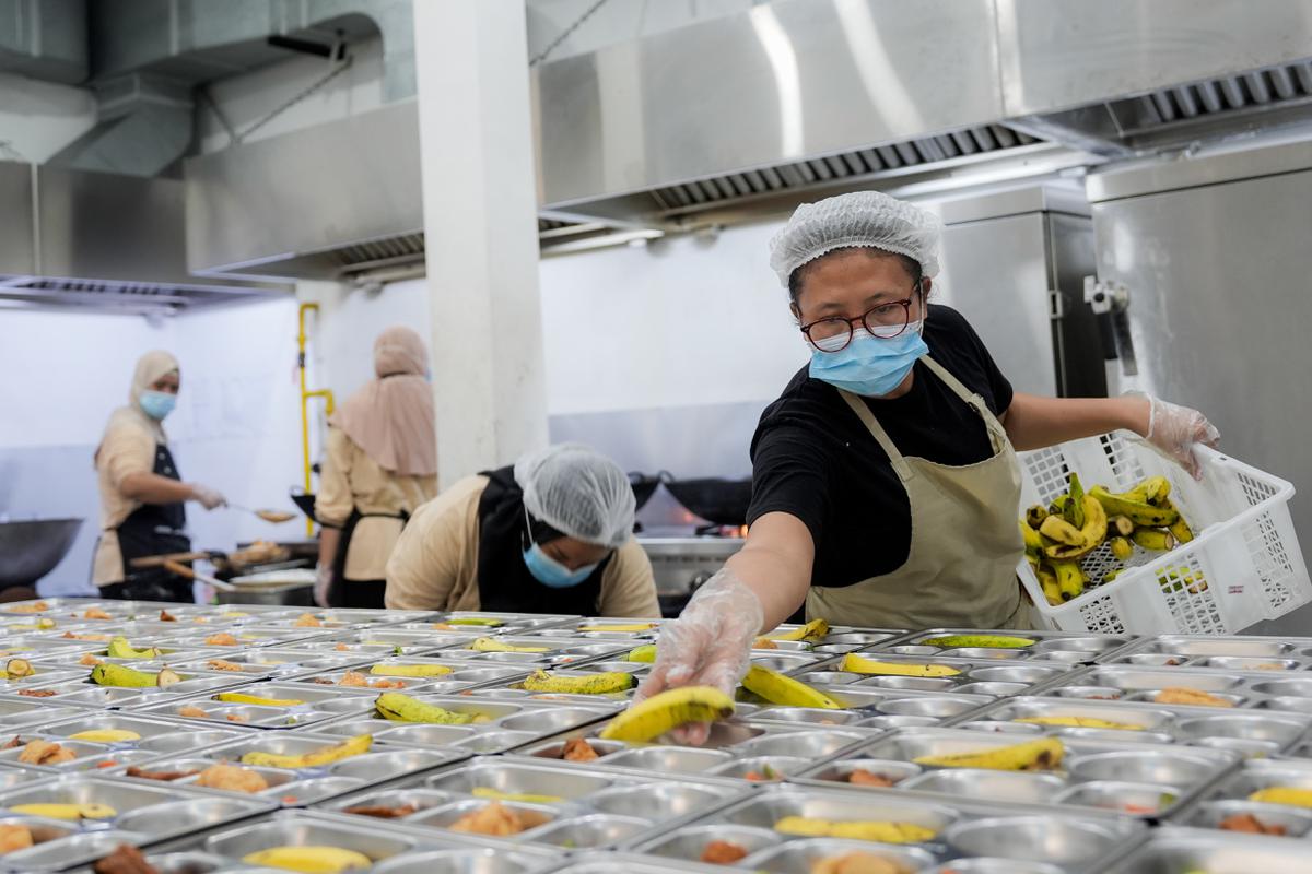 SPPG Palmerah Bagikan Tips Sajikan Makanan Sehat, Aman, dan Bergizi di Program MBG