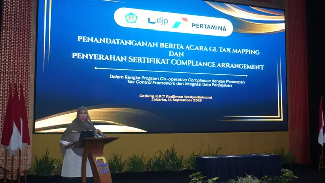 Penandatanganan Berita Acara General Ledger Tax Mapping dan Penyerahan Sertifikat Kepatuhan dalam rangka Uji Coba Program Cooperative Compliance dengan penerapan Tax Control Framework (TCF) serta integrasi data perpajakan. (Dok DJP)