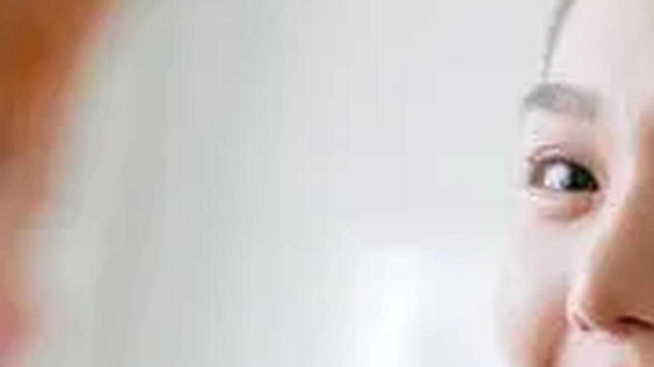 Setiap orang cantik dan unik dengan caranya masing-masing. Hanya saja, banyak yang tak menyadari hal tersebut atau masih berusaha menegaskan diri akan kondisi fisik dan emosionalnya. Kecantikan batin sama pentingnya dengan kecantikan fisik, dan hal ini be