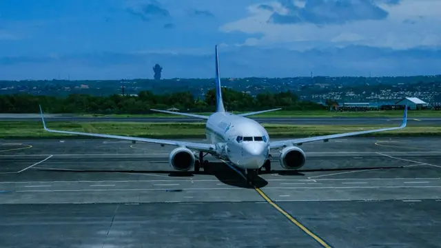 Dampak Perang Iran vs Israel dan AS pada Pariwisata Indonesia, 5 Maskapai Belum Bisa Terbang ke Timteng